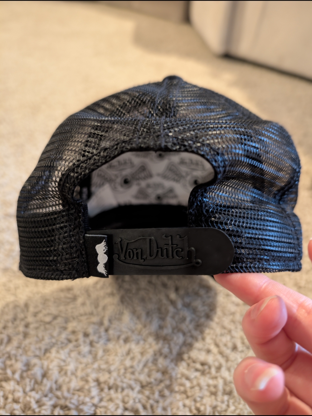 Von Dutch Black Cap with White Logo Patch - Picture 2 of 2